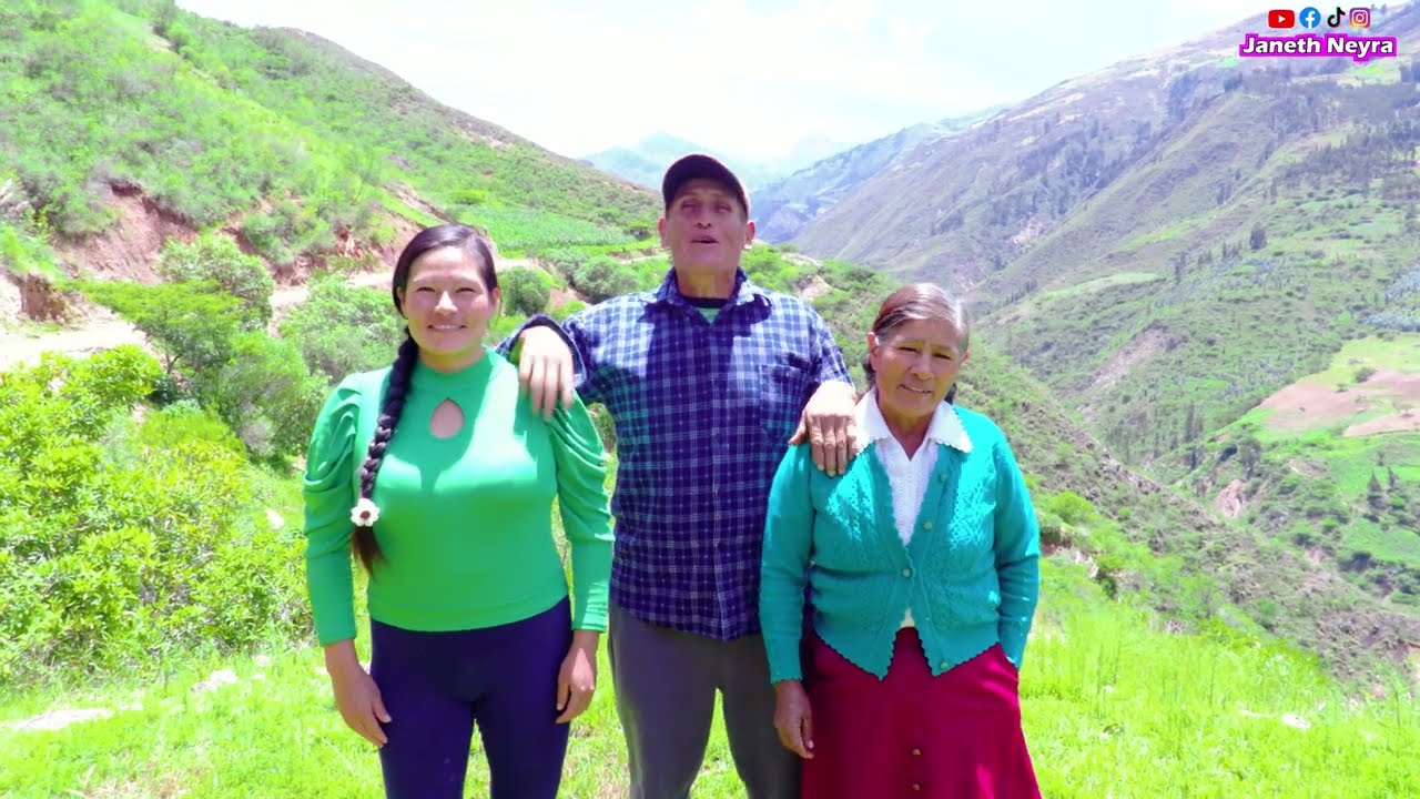 Mira la escoba que utilizamos en el campo para limpiar nuestra casa