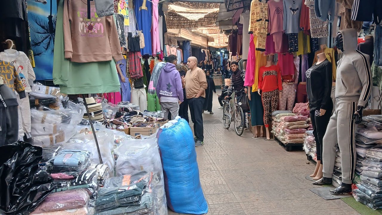 السوق ديال لدفة اوربع  اليوم جينا لدفة اوربع  مدينة مراكش اجيو معنا نشوفوا علاش دفة وربع#المغرب #cat