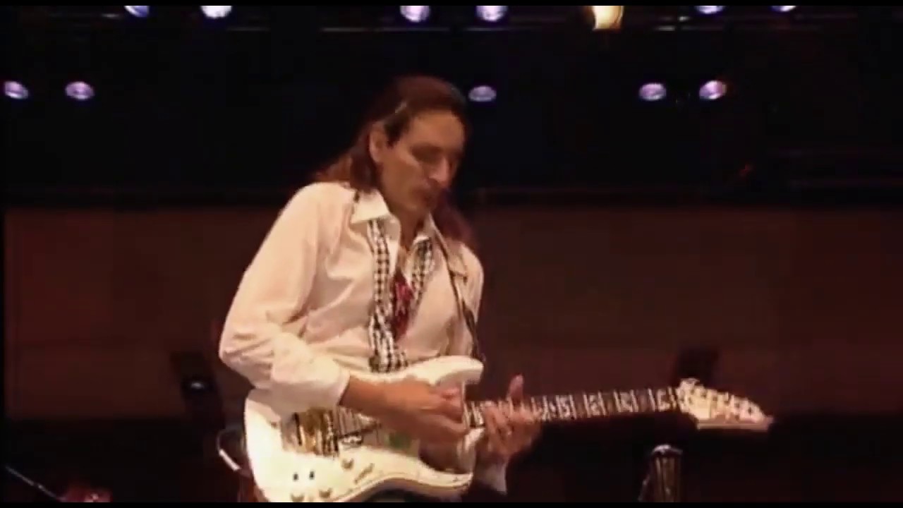 Steve vai - amazing clean sound solo
