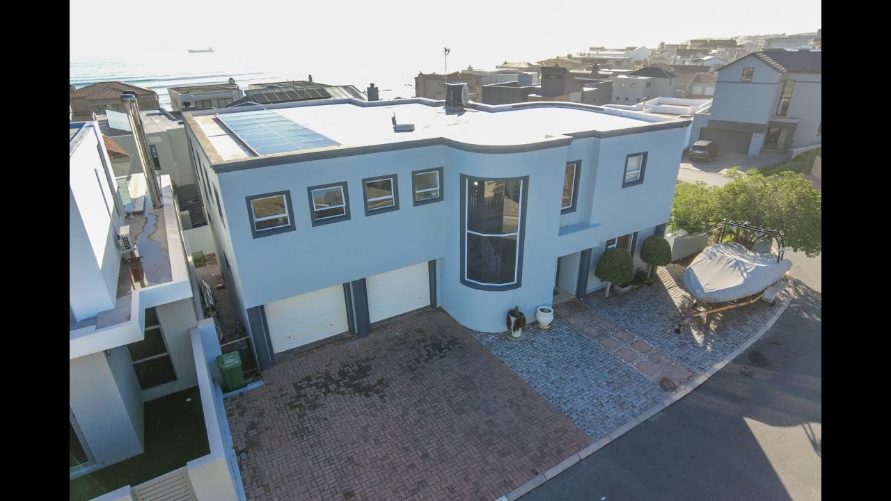 Family Beach House -Calypso Beach- Langebaan