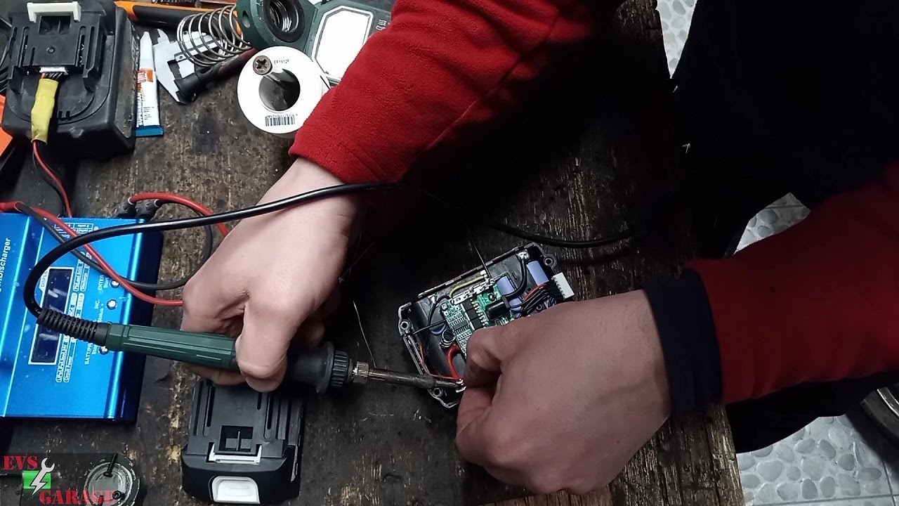 CONNETTORE BILANCIAMENTO SU BATTERIA MOLTO ECONOMICA