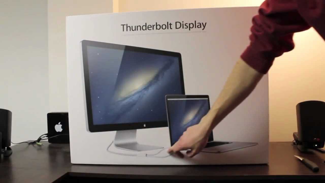 Apple Thunderbolt Display (setup & unboxing)