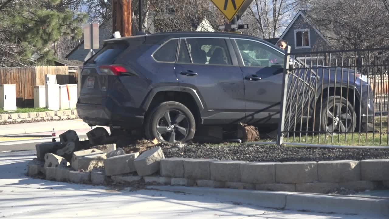 Wild crash highlights neighbors concerns with a roundabout on the Boise Bench