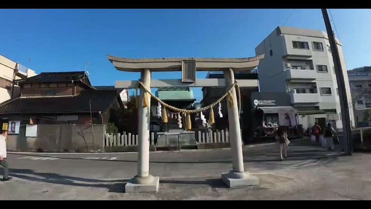 WOKE UP TOO LATE FOR MIYAJIMA TODAY, SO WE GO TO NINOSHIMA INSTEAD!