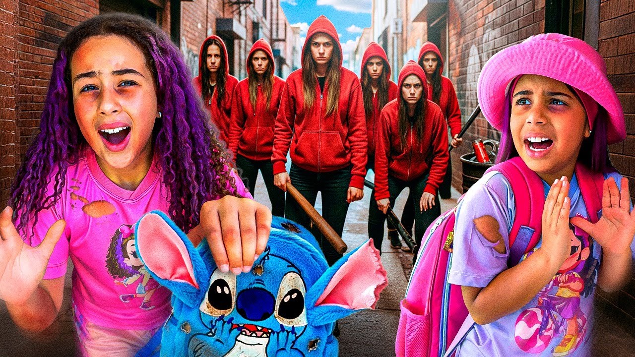 FOMOS PERSEGUIDAS PELA MENINA DO MOLETOM VERMELHO E O PIOR ACONTECEU !