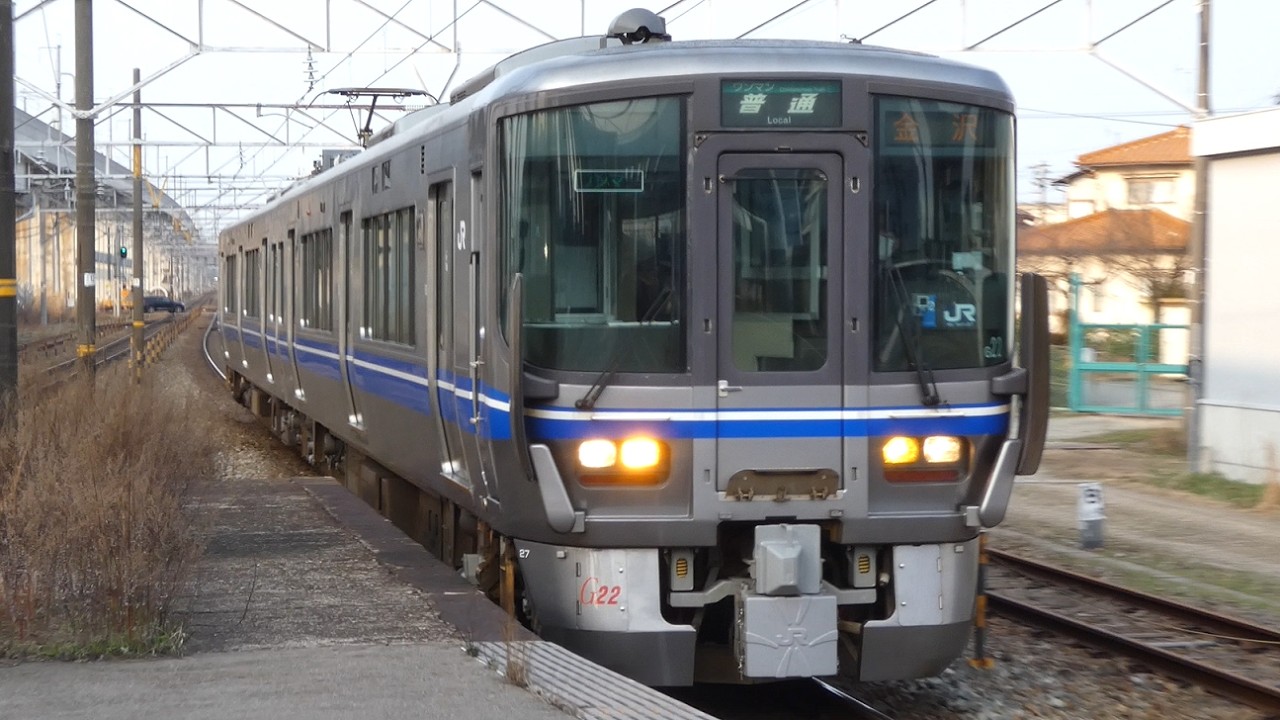 JR西日本　521系 G22編成　北陸本線 西金沢駅