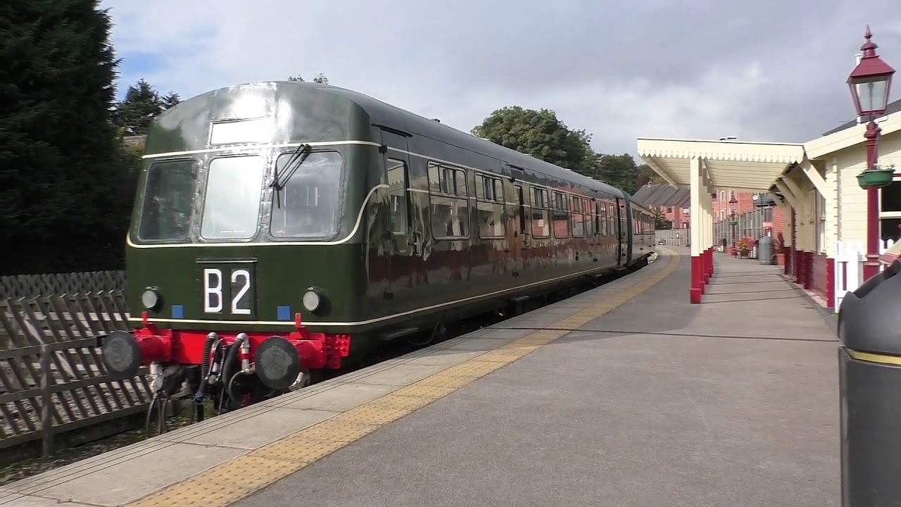 Heritage DMU's, class 101 and Derby Lightweight.