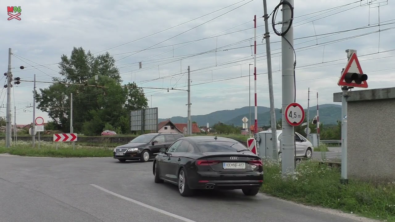 Železniški prehod Brežice #1 (SLO) - 5.8.2024 / Železniční přejezd / Slovenian railroad crossing