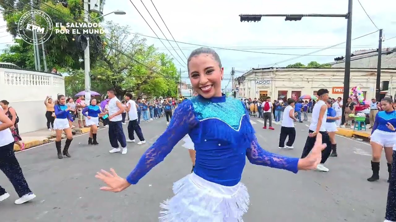 Impresionante Participaciòn de El Complejo Educativo Josè Simeon Cañas