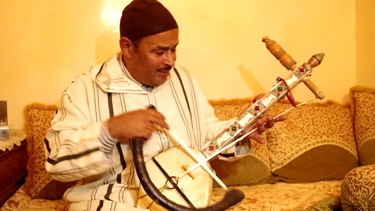لقطات من سلسلة دروس تعليم الرباب مع المايسترو لحسن بلمودن