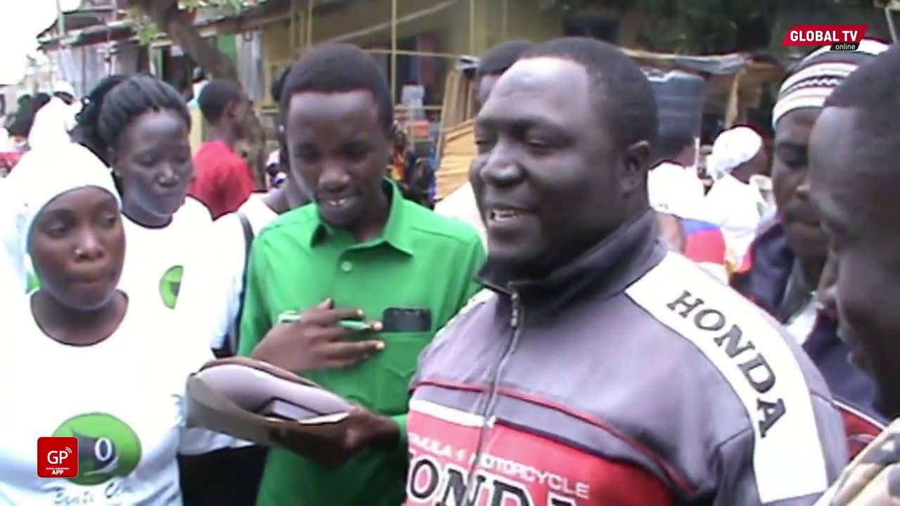 MGOMBEA Abanwa kwa MASWALI na WANANCHI Akiwa kwenye KAMPENI MTAANI....