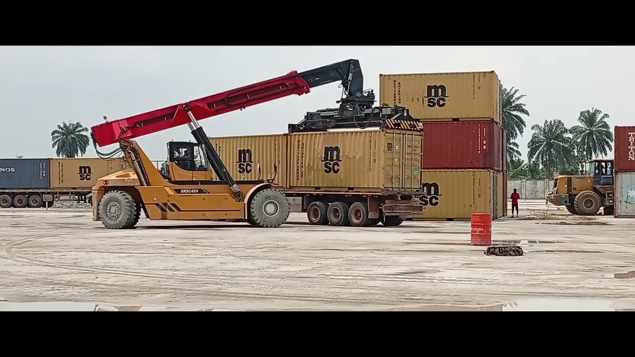 My vlog on Kalmar Machine in  full operation in a Terminal 