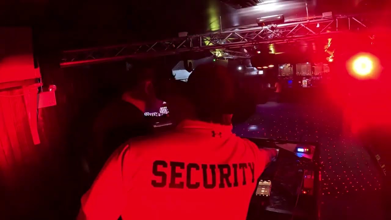 4 Hour Full College Bar DJ Set: Throwbacks, Hip-hop, Latin, Pop, House, Jersey Club