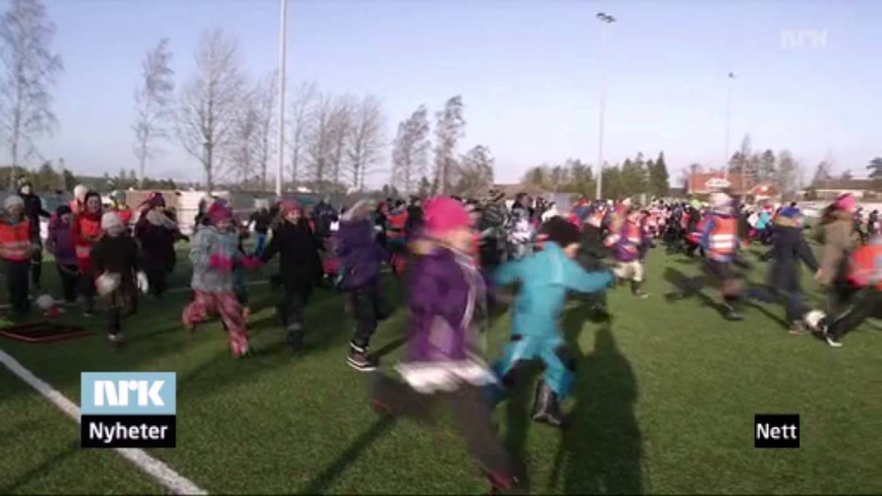 Lekekurs på Grålum skole i Sarpsborg (NRK Østfold)