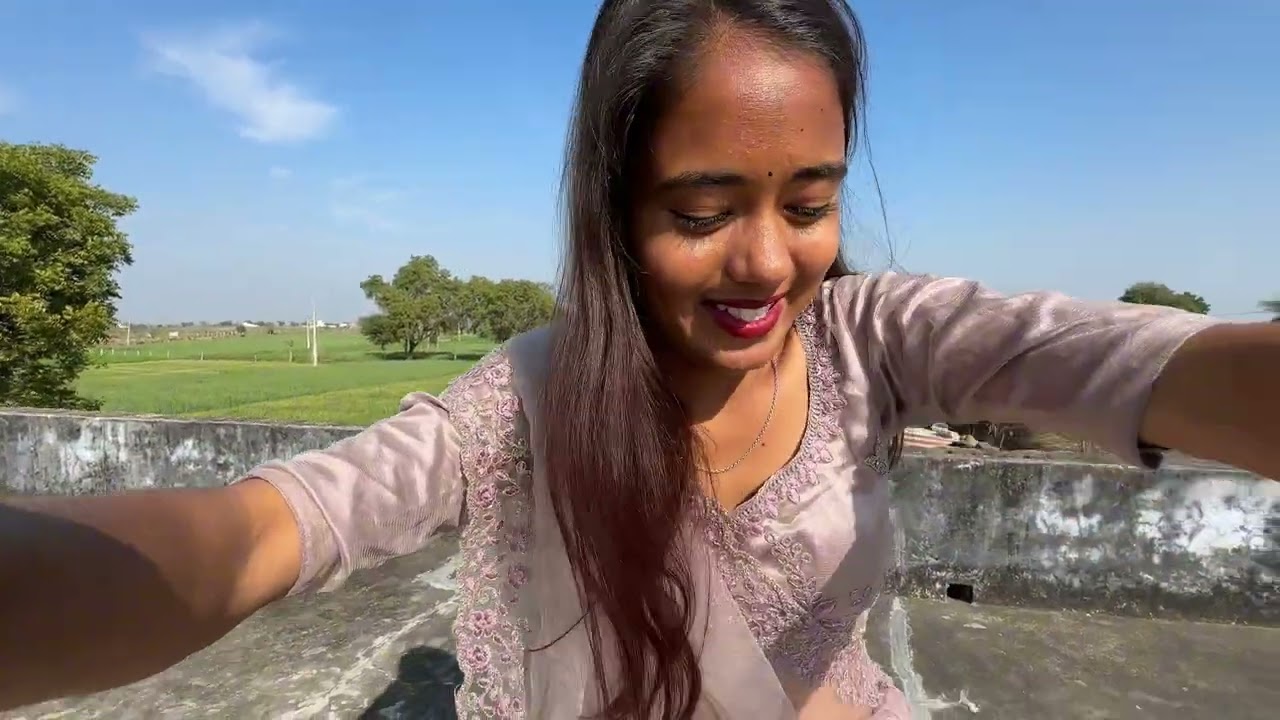 Didi ki shadi me leke aai thi wo lehnga pahna❤️. #vlog 
