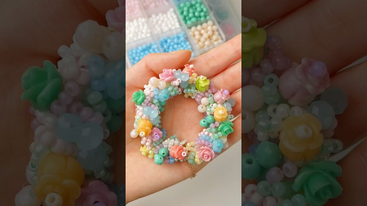 Flower beaded bracelet | bracelet in Morandi tones #bracelet #beadedbracelet #floraljewelry #jewelry