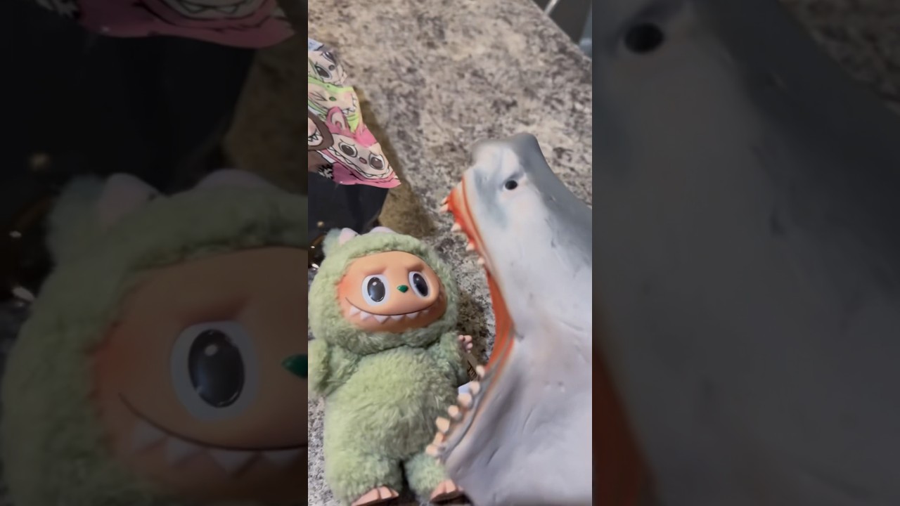 Shark Puppet opens Labubu