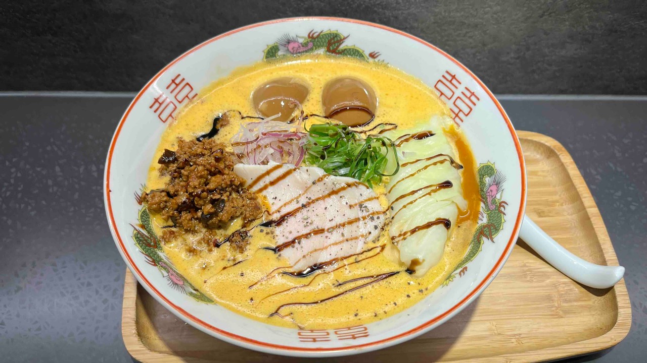 【御卓實驗室】麵屋清流 限定 蕃茄擔擔麵 300 元 兩顆糖心蛋 60 元