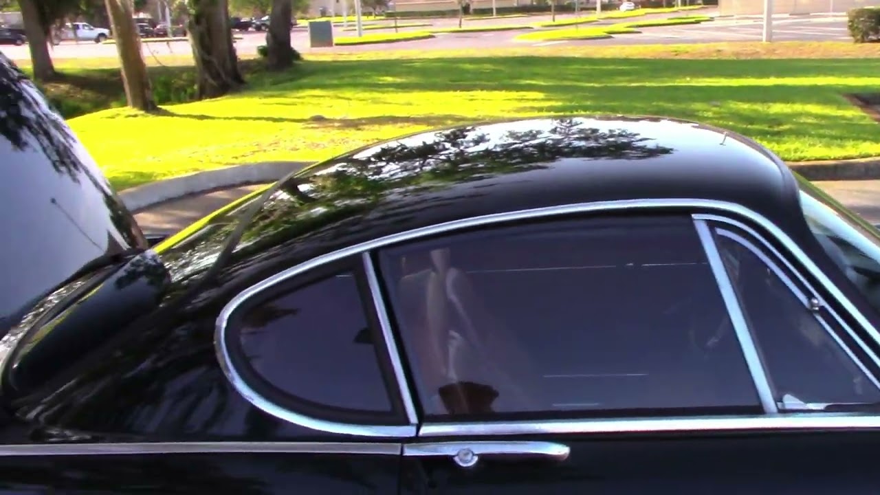 1969 Volvo P1800s