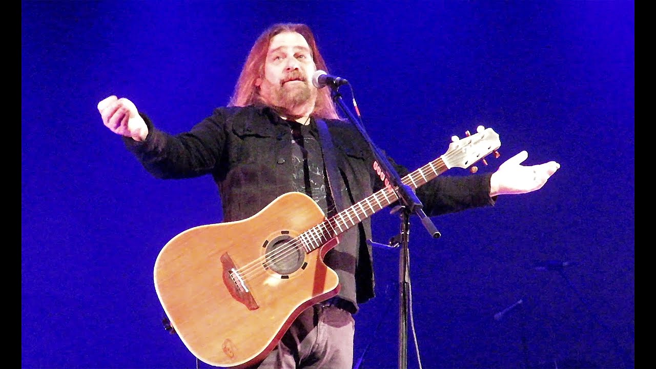 Pubs & Plays & Promises:  Alan Doyle, My Family w Olde Dublin/Tell Tale Harbour intro, Charlottetown