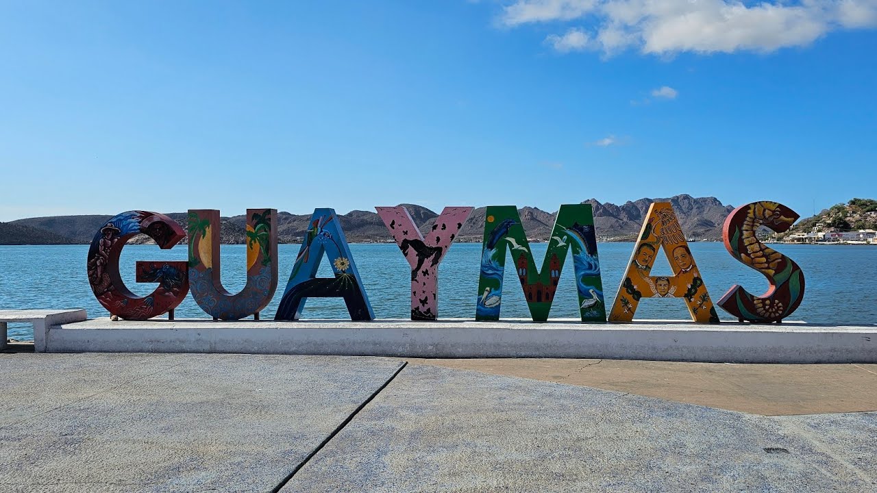 Caminando por el malecón, iglesia y kiosko de Guaymas Sonora 