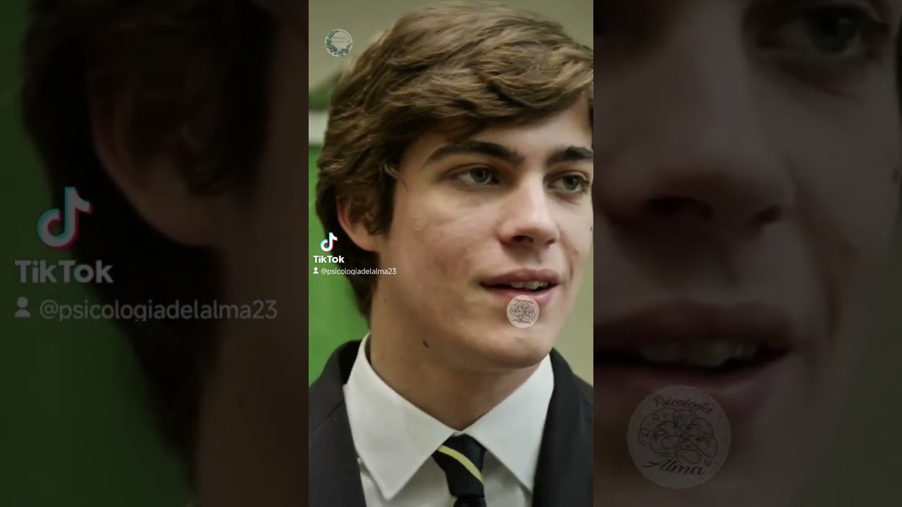 Niccolò  Govender #niccologovender #babyserie #chiaraaltieri #damianoyounes #ludovicastorti 