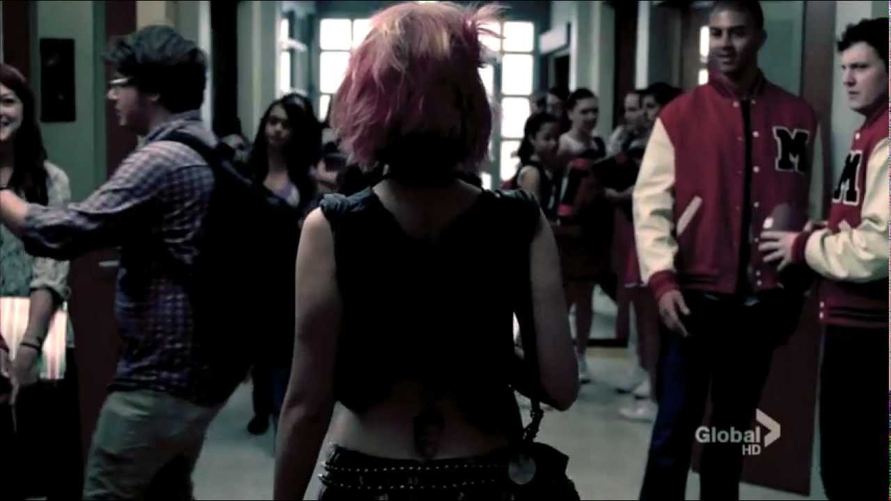quinn fabray | looking back