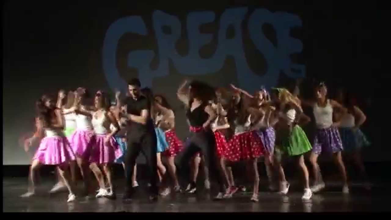 DANZA ARDIENTE.  Grease  zumba choreo by lena