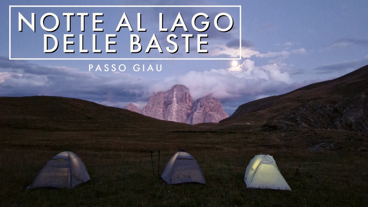 Prima notte con la tenda della Decathlon da 28 euro al lago delle Baste-Passo Giau 🤩 Sopravvissuti!😂