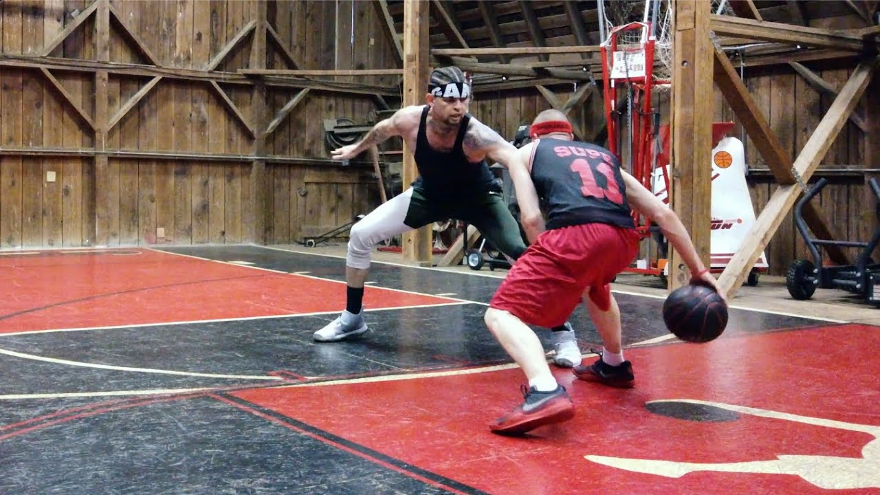 SuperHandles Goes 1 on 1 With 6'7