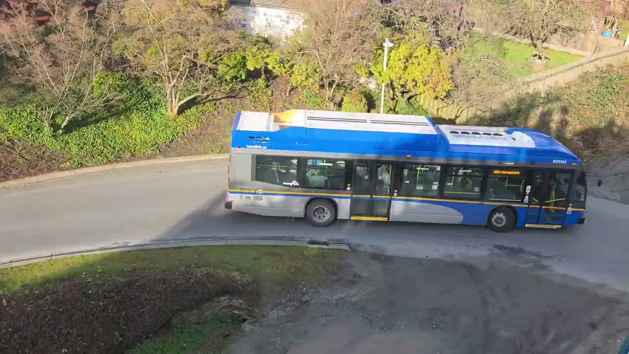 Was lucky to make full movie/reels of my skytrain ride from Metrotown station- New West Stat...---