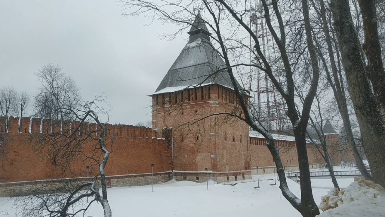 Смоленск - сады, крепостная стена и котик