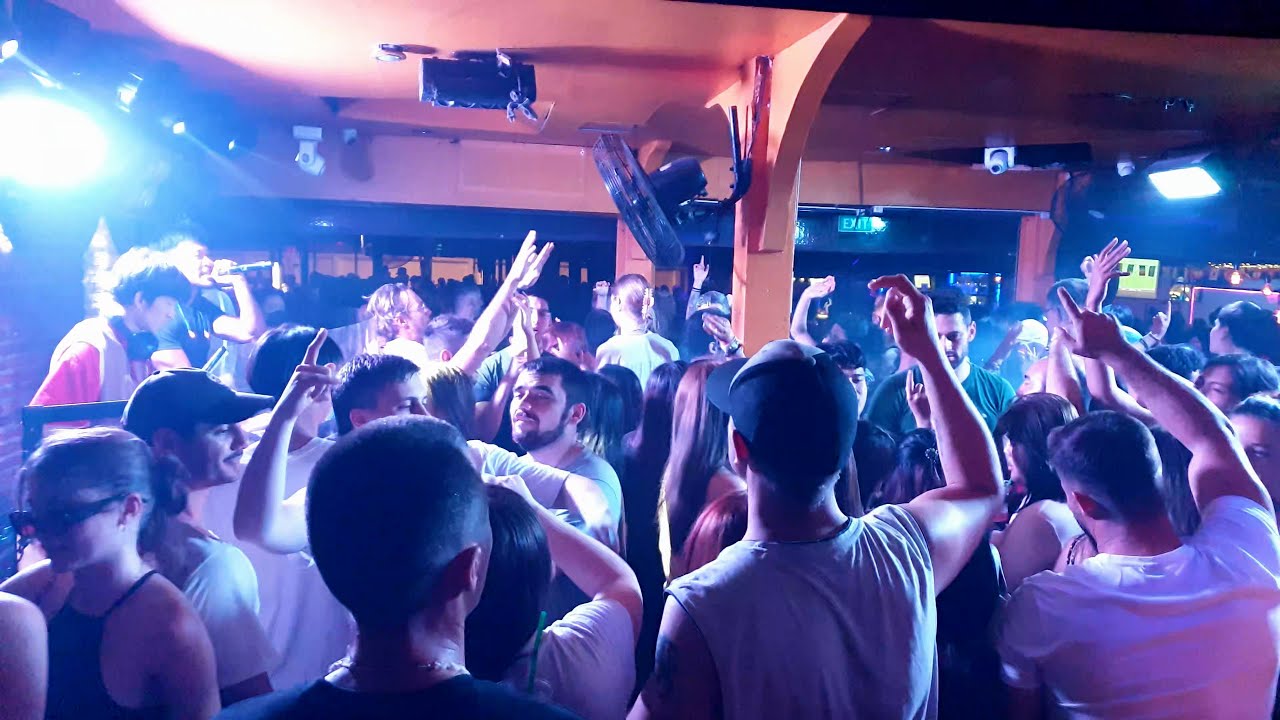 Zoe in Yellow, Chiang Mai, Thailand (2025) (4K) Chiang Mai nightlife - PARTY VIDEO