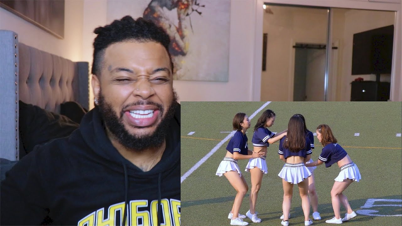 25 INAPPROPRIATE MOMENTS IN SPORTS | Reaction