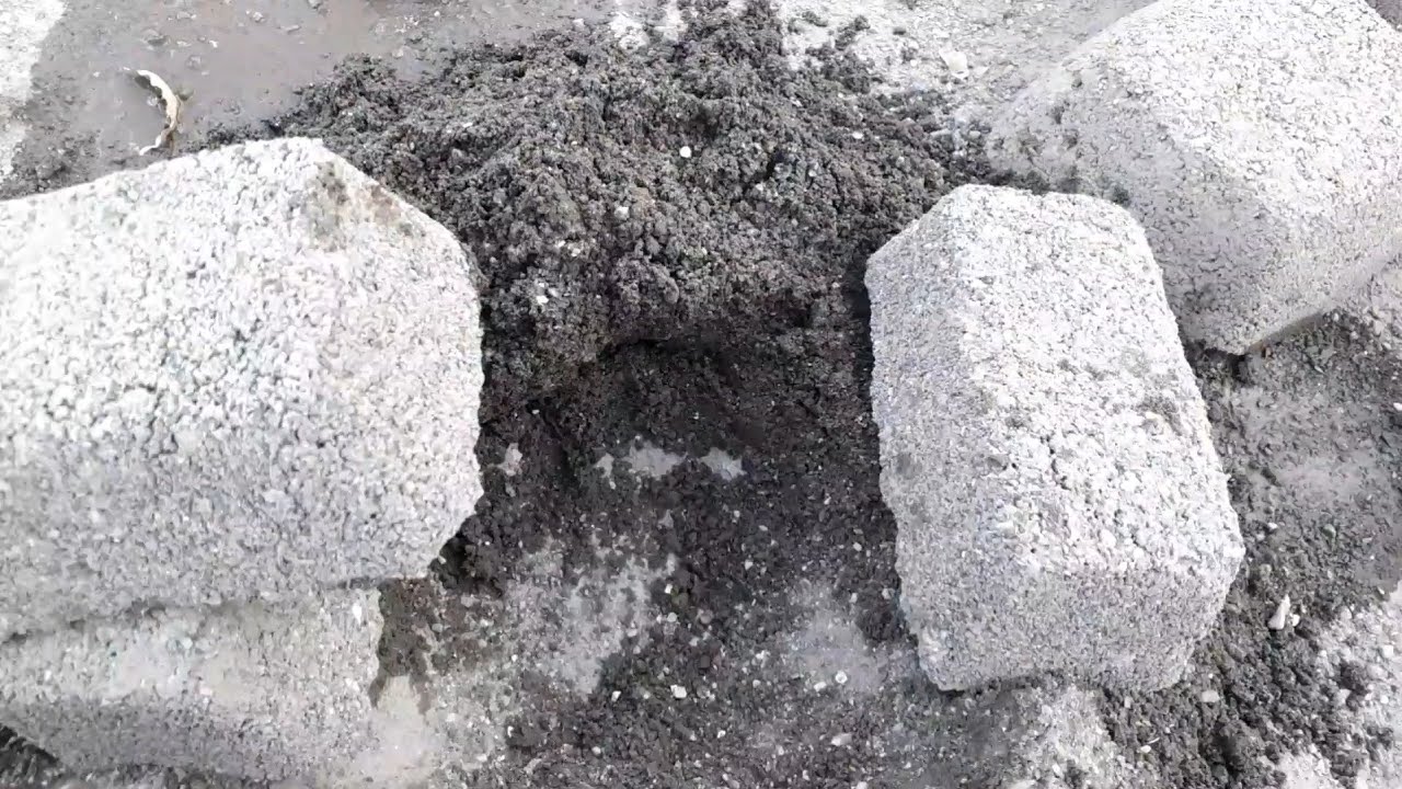 By mini🖤grainy sand blck brick's dry floor+ pool+crumbling in water bucket ASMR crumbling 💦💦🔥