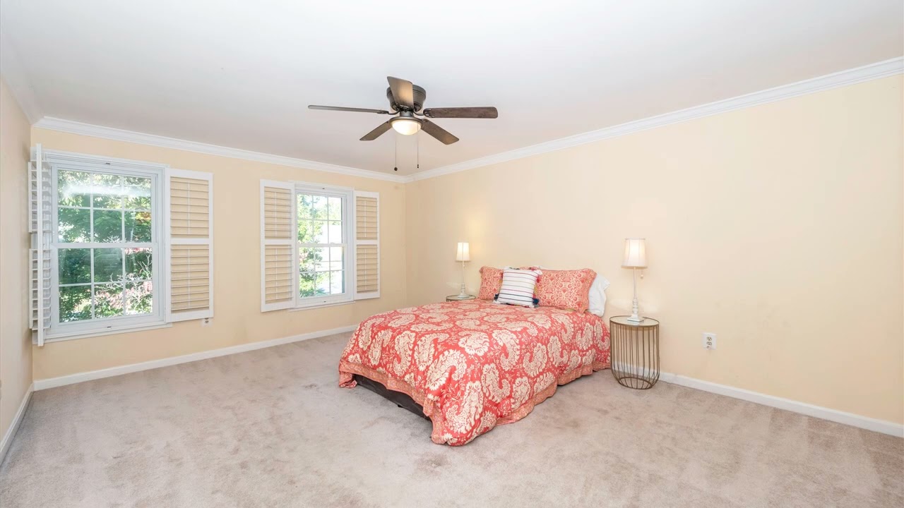10 Megans Ct, Olney, MD