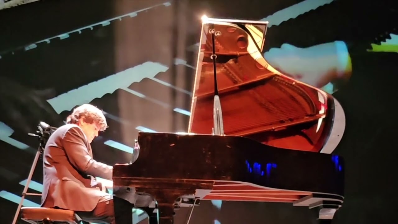 Transmoderno - Tito García González