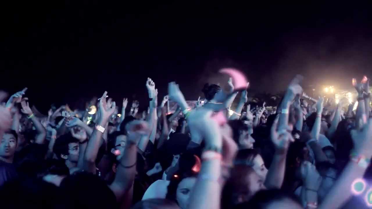 GOLDFISH & BLINK - 2012 / HERE WE GO AGAIN