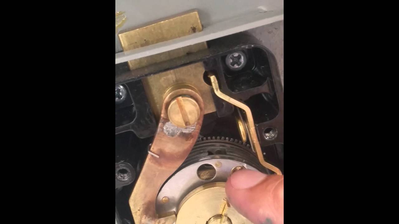 REPROGRAMAR O SABER CUAL ES EL NÚMERO DE COMBINACIÓN  DE UNA CAJA FUERTE JAGUAR MECÁNICA  ABIERTA