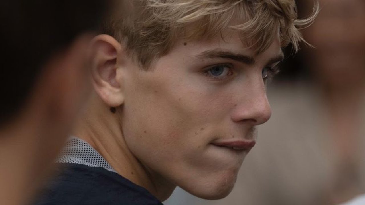 extreme attractiveness (unisex)