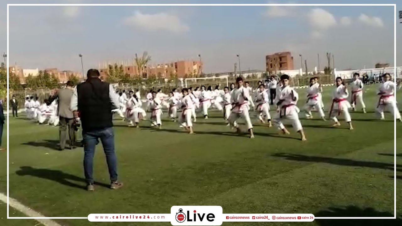عرض كارتية في افتتاح دوري الكرة النسائية بالشرقية بحضور المحافظ ووزير الرياضة