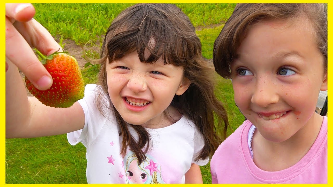 DON'T PICK THE WRONG STRAWBERRY! Fun with Ava Isla and Olivia!