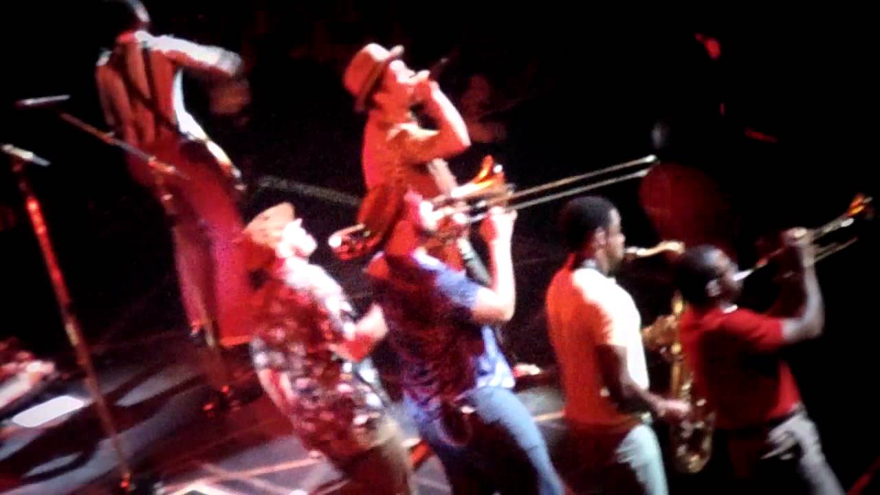 Bruno Mars MoonShine Live at Moonshine Jungle Tour Ottawa