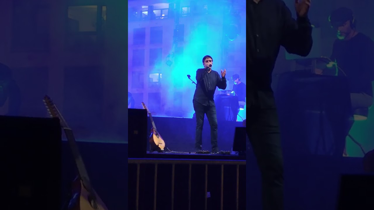 concert des i messageri hier soir sur la place diamant