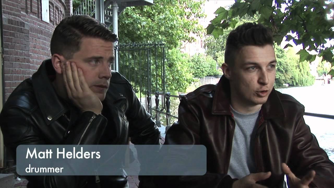 Arctic Monkeys find own songs difficult to play