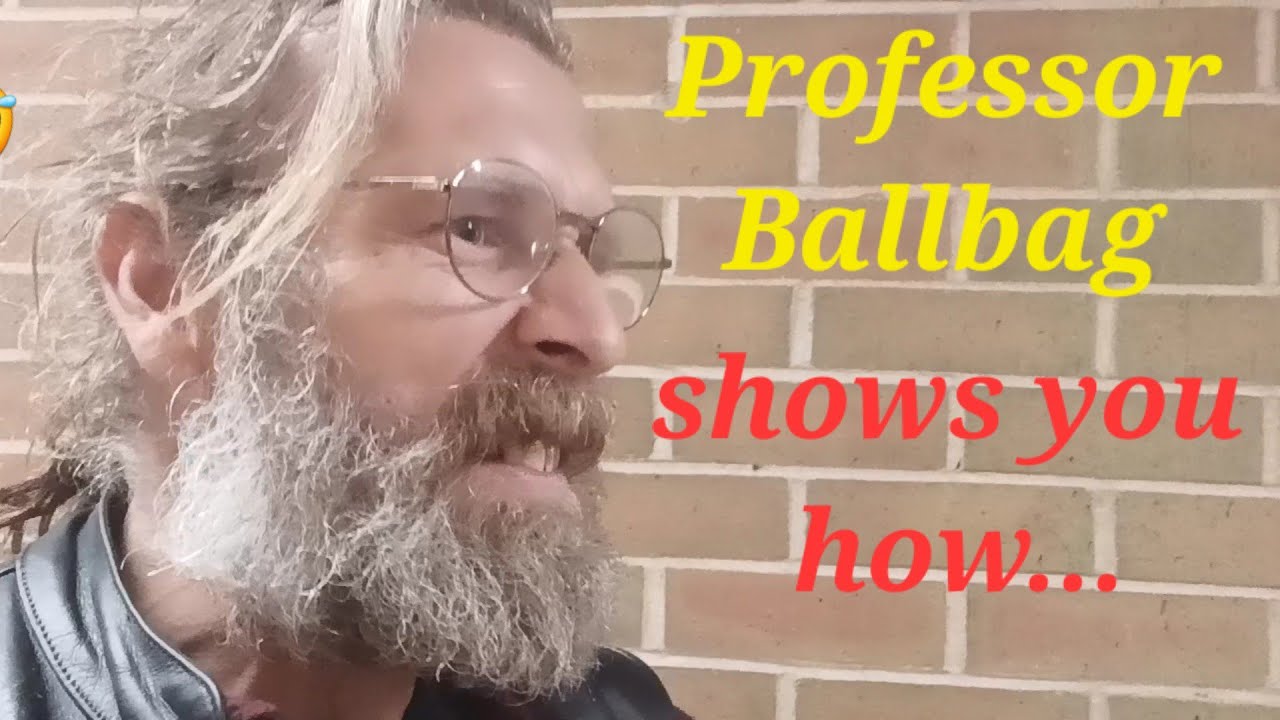 Honda magna v30 project, Professor Ballbag adjusting valves 