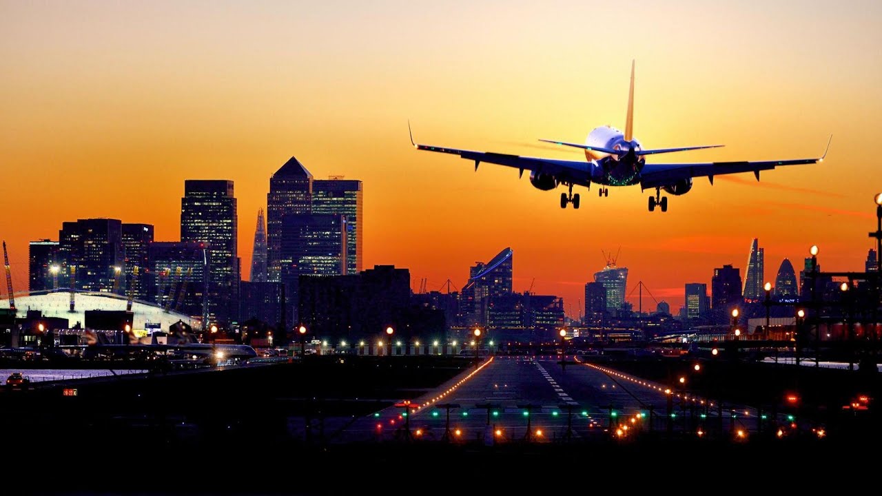 MSFS 2020 - Bordeaux (LFBD) - London City (EGLC) with the private jet (CSJ4)