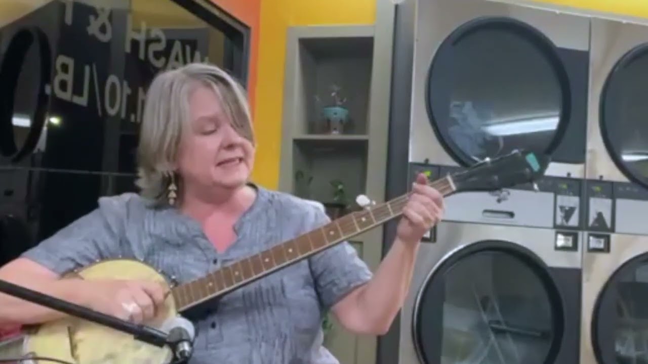 Pretty Crowing Chicken - Cary Fridley at Ladies' Live Music And Laundry