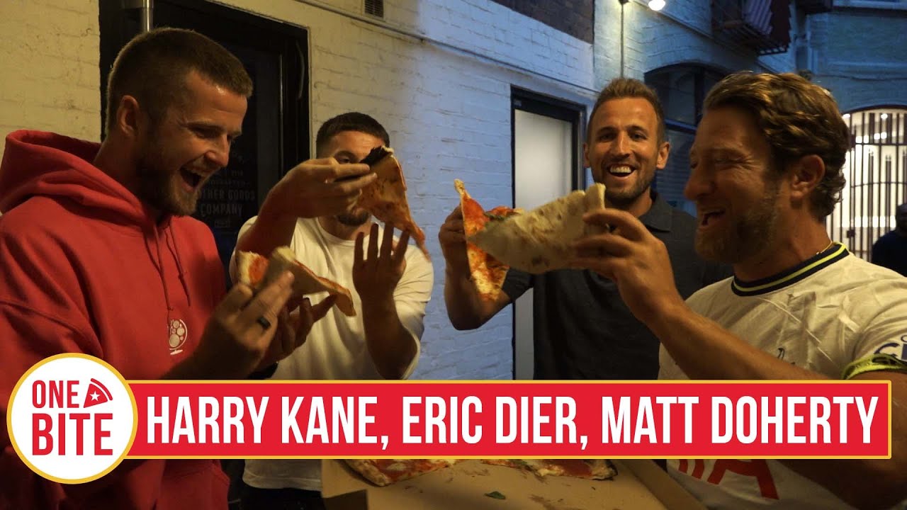 (Harry Kane, Eric Dier, Matt Doherty) Barstool Pizza Review - Homeslice Neal's Yard (London, UK)