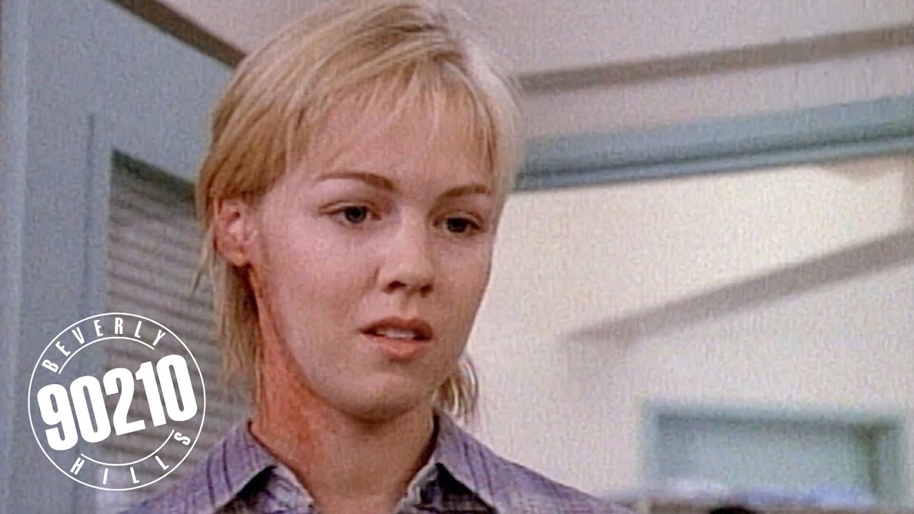Kelly Says Her Modeling Days Are Over!
